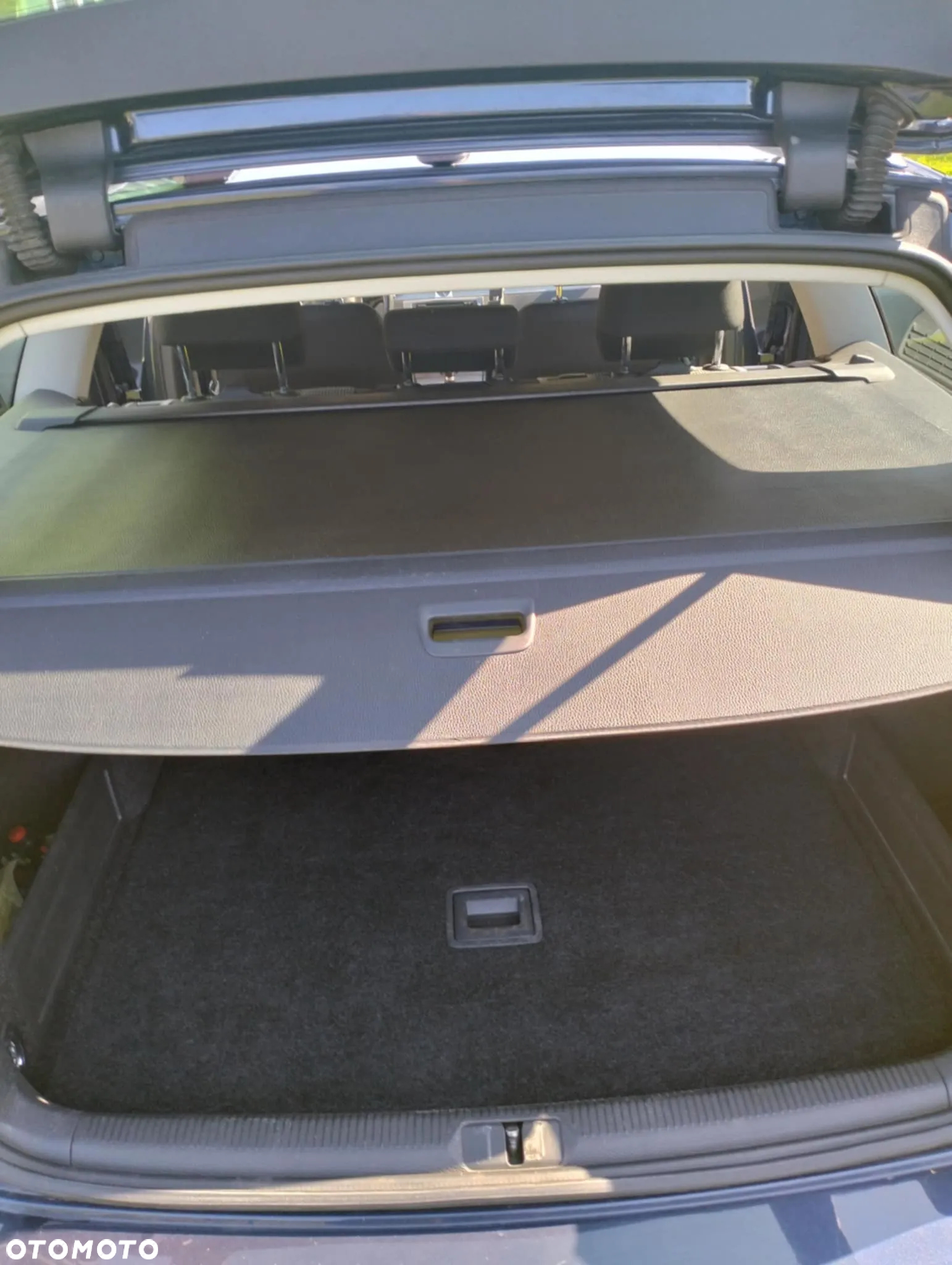 Volkswagen Passat 1.6 TDI Comfortline - 10