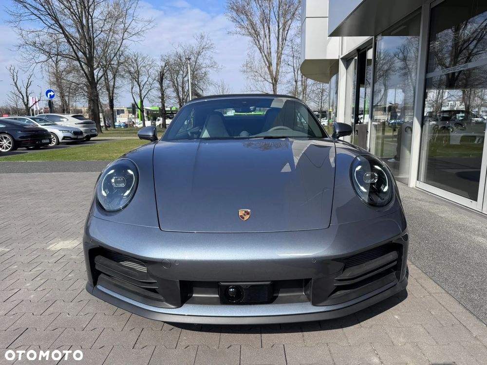 Porsche 911 Carrera - 13