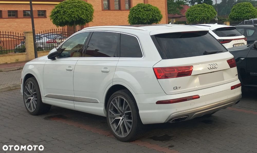 Audi Q7 3.0 TFSI Quattro Tiptronic - 6