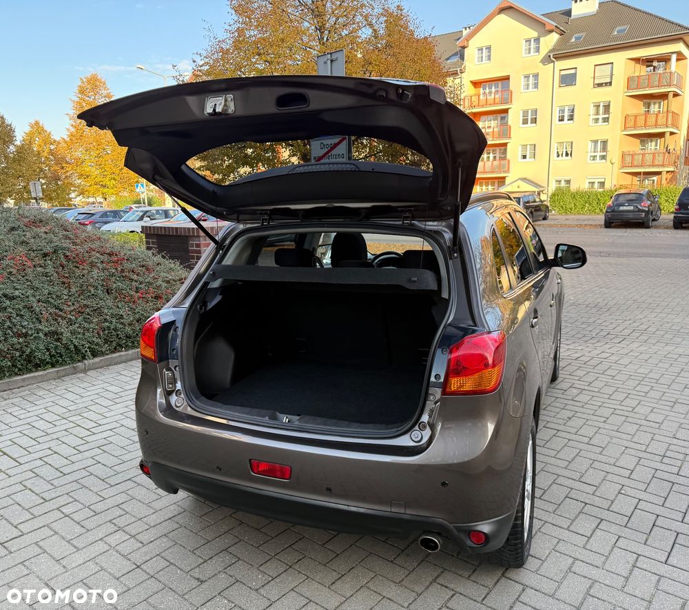 Mitsubishi ASX 1.6 Intense - 17