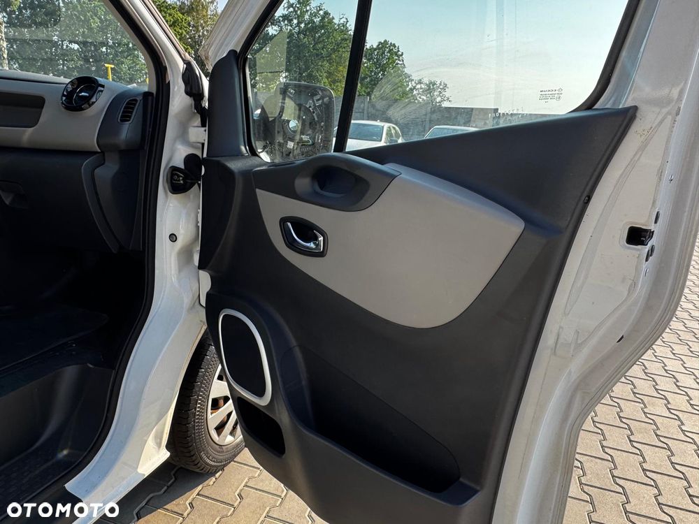 Nissan NV300 1,6 dci  125 Navi / Kamera - 13