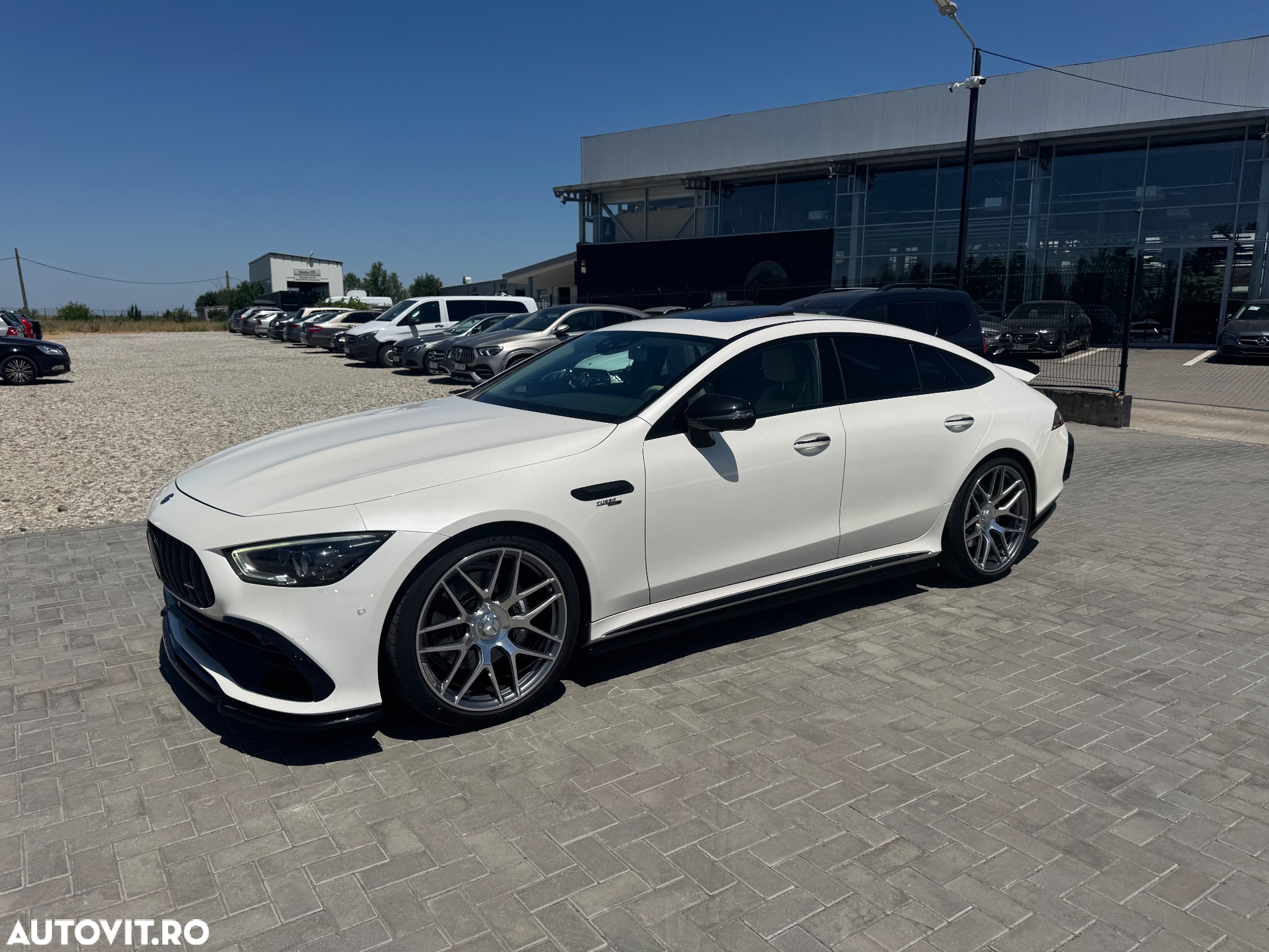 Mercedes-Benz AMG GT 53 4MATIC+ - 2