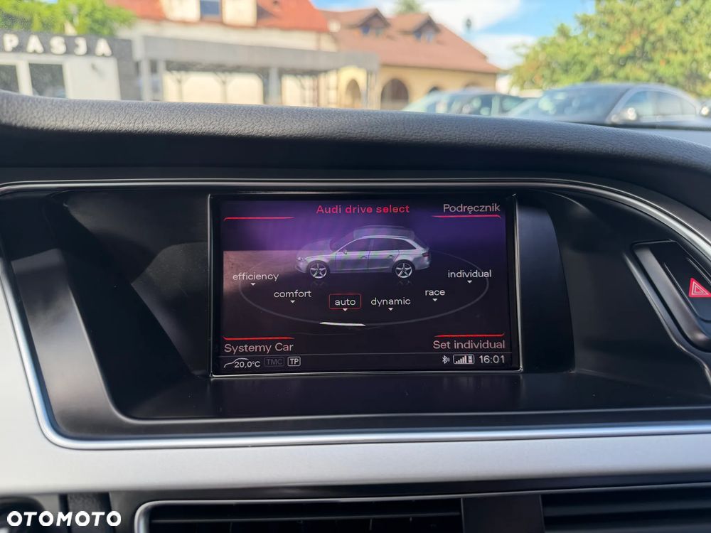 Audi A4 Avant 2.0 TDI ultra S tronic sport - 29