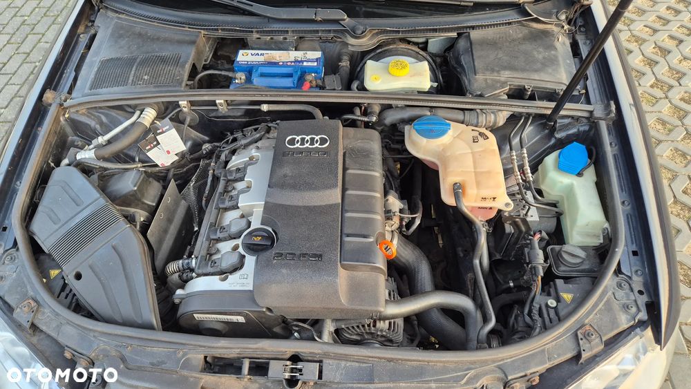 Audi A4 Limousine 2.0T FSI Quattro Tiptr - 10