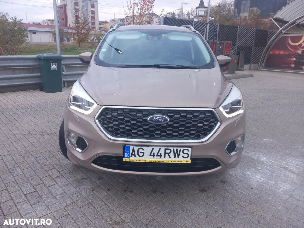 Ford Kuga 2.0 TDCi 4WD Powershift Vignale - 6