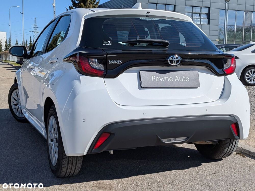 Toyota Yaris - 16