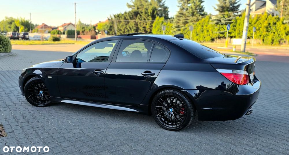 BMW Seria 5 530d Edition Sport - 13
