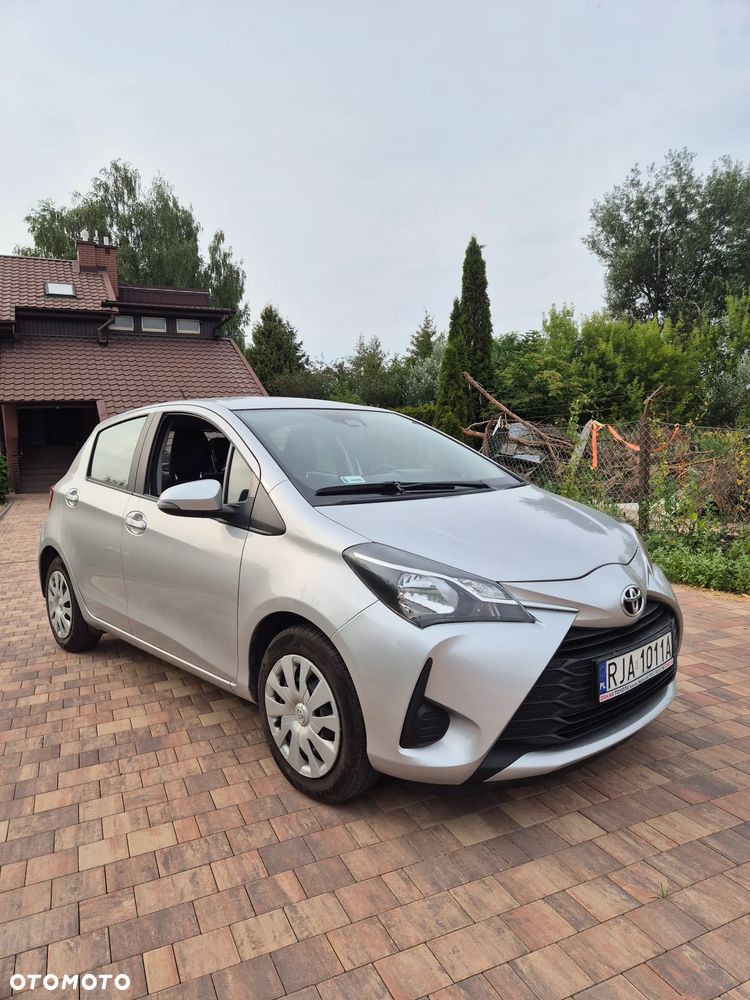 Toyota Yaris 1.5 Dynamic - 7