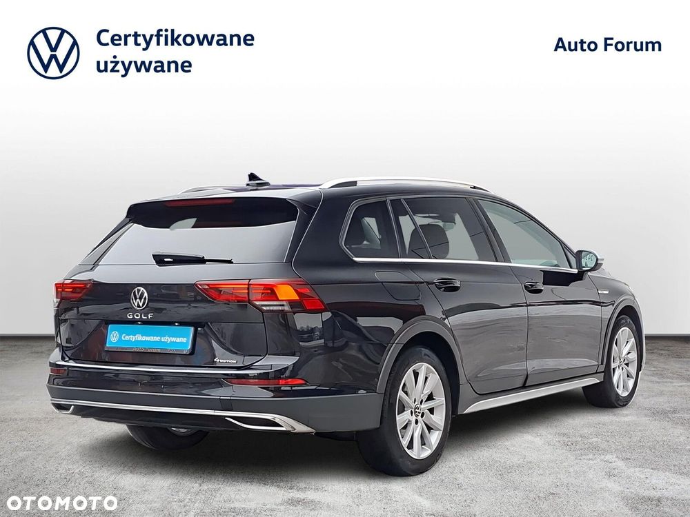 Volkswagen Golf - 5