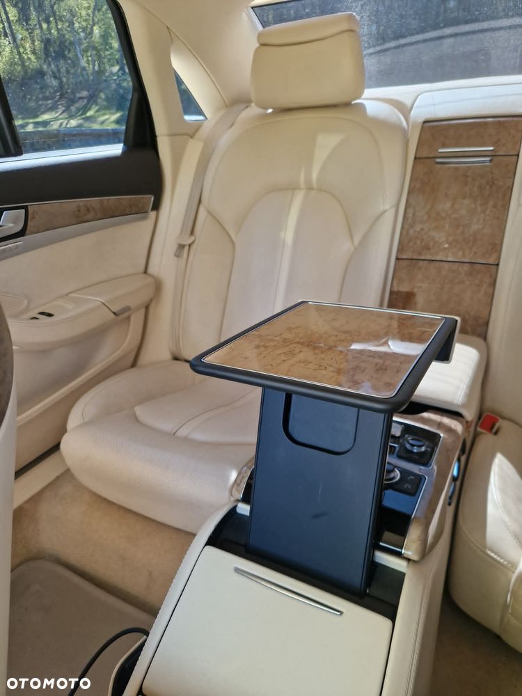 Audi A8 4.2 FSI L Quattro - 8