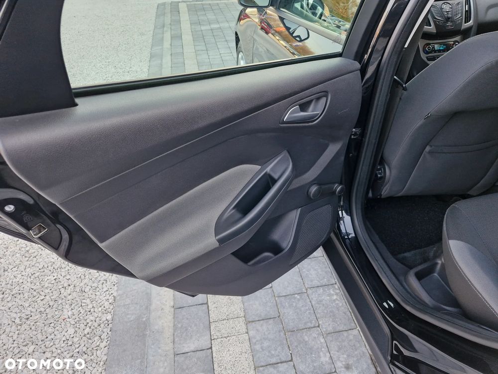 Ford Focus - 16