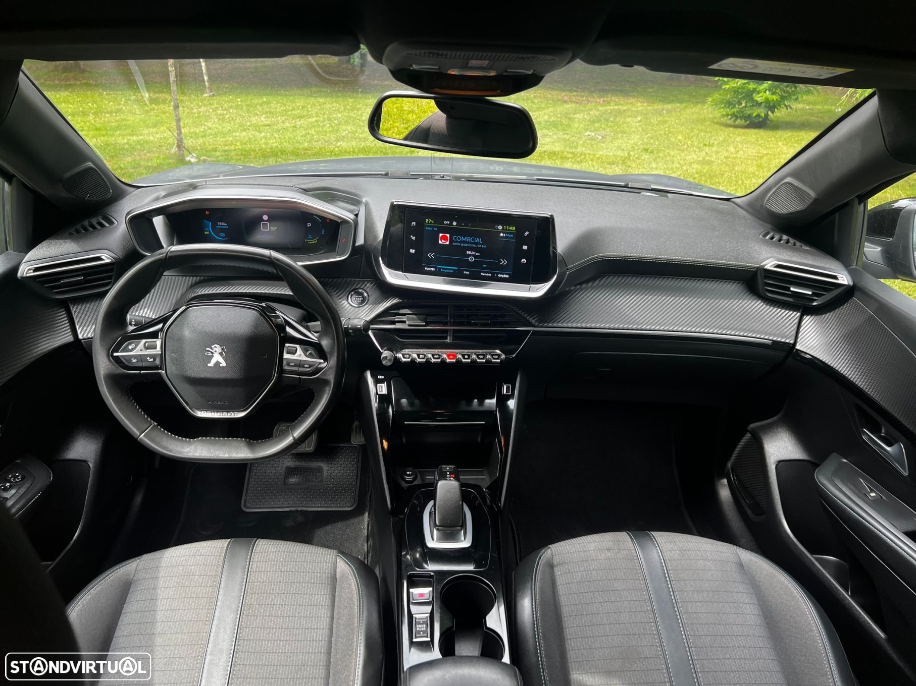 Peugeot e-208 Allure Pack - 7