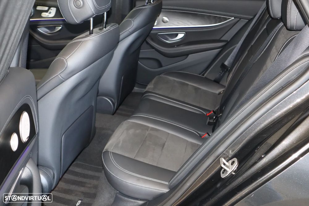 Mercedes-Benz E 300 de AMG Line 4Matic - 14