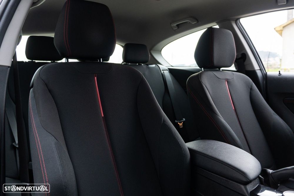 BMW 116 d EDynamics Line Sport - 31