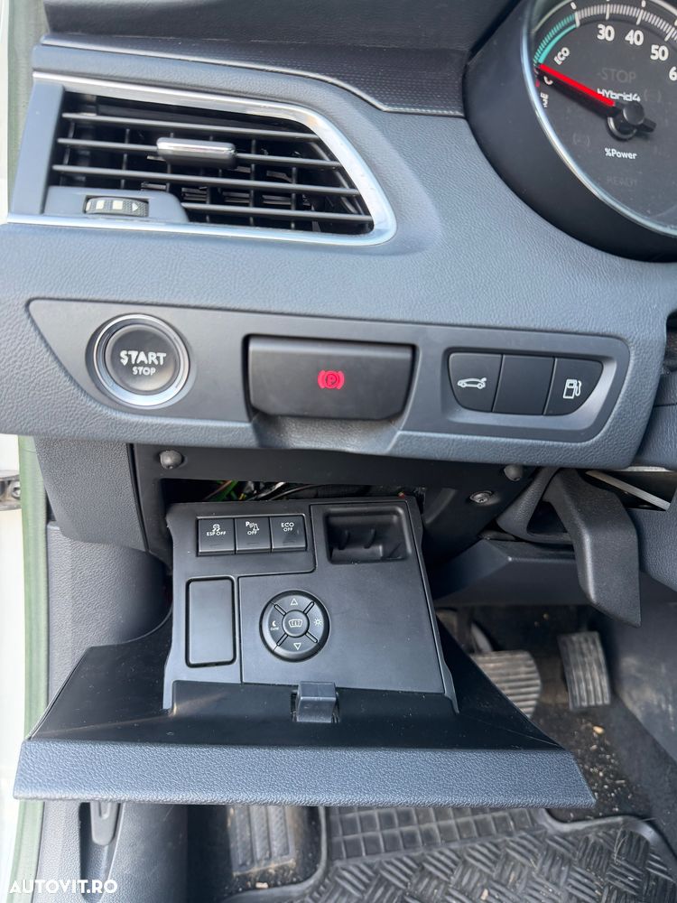 Peugeot 508 Hybrid4 - 11