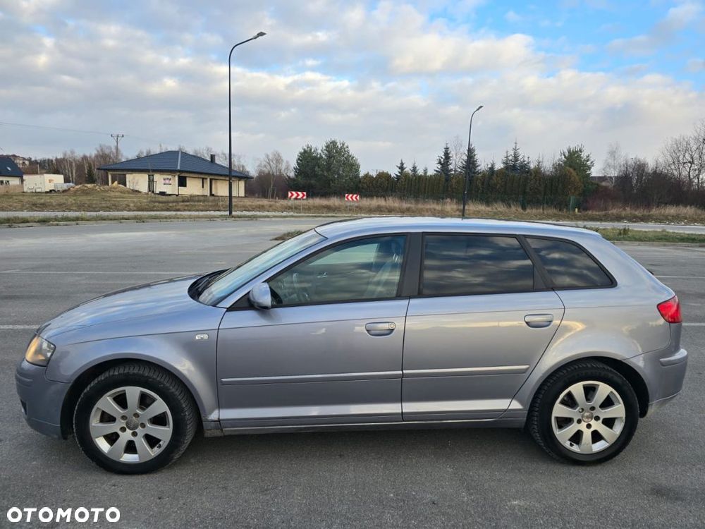 Audi A3 Sportback 2.0 TDI quattro Attraction - 5