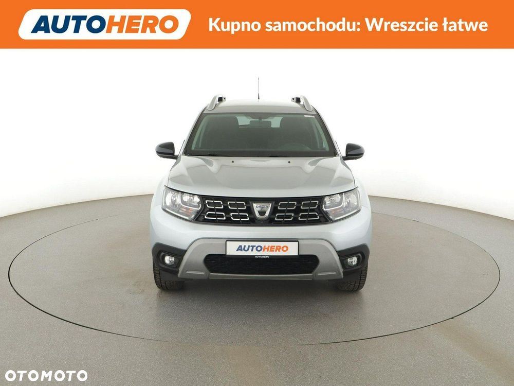 Dacia Duster TCe 100 2WD Celebration - 12