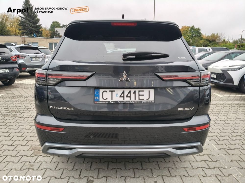 Mitsubishi Outlander - 29