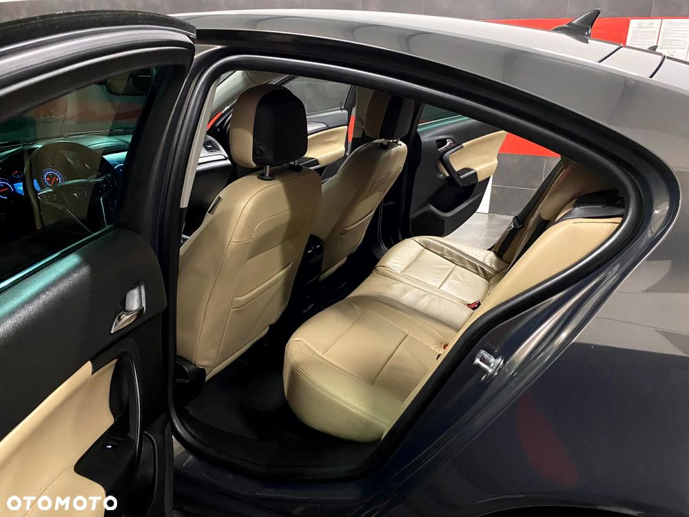 Opel Insignia 1.4 T Cosmo S&S - 21