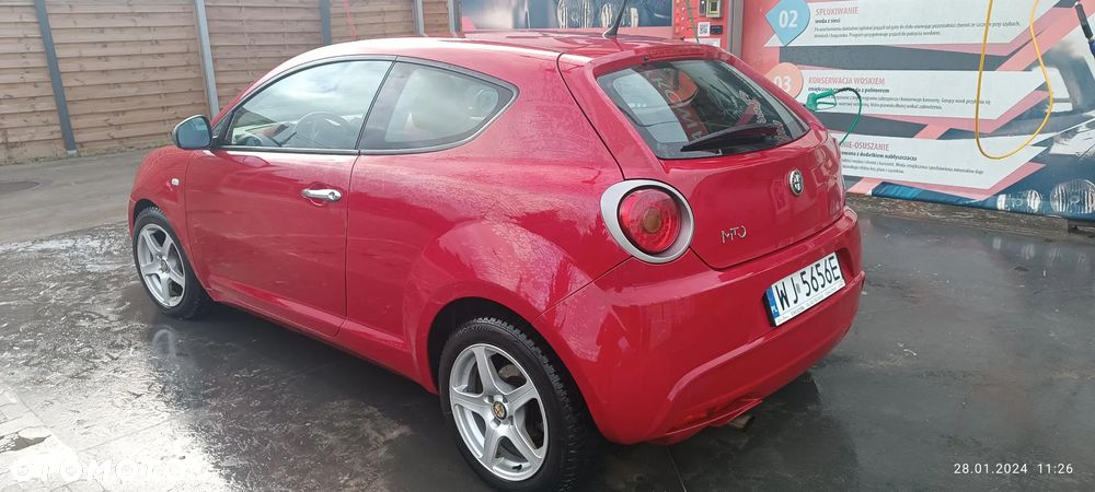 Alfa Romeo Mito 1.4 MultiAir Distinctive - 2