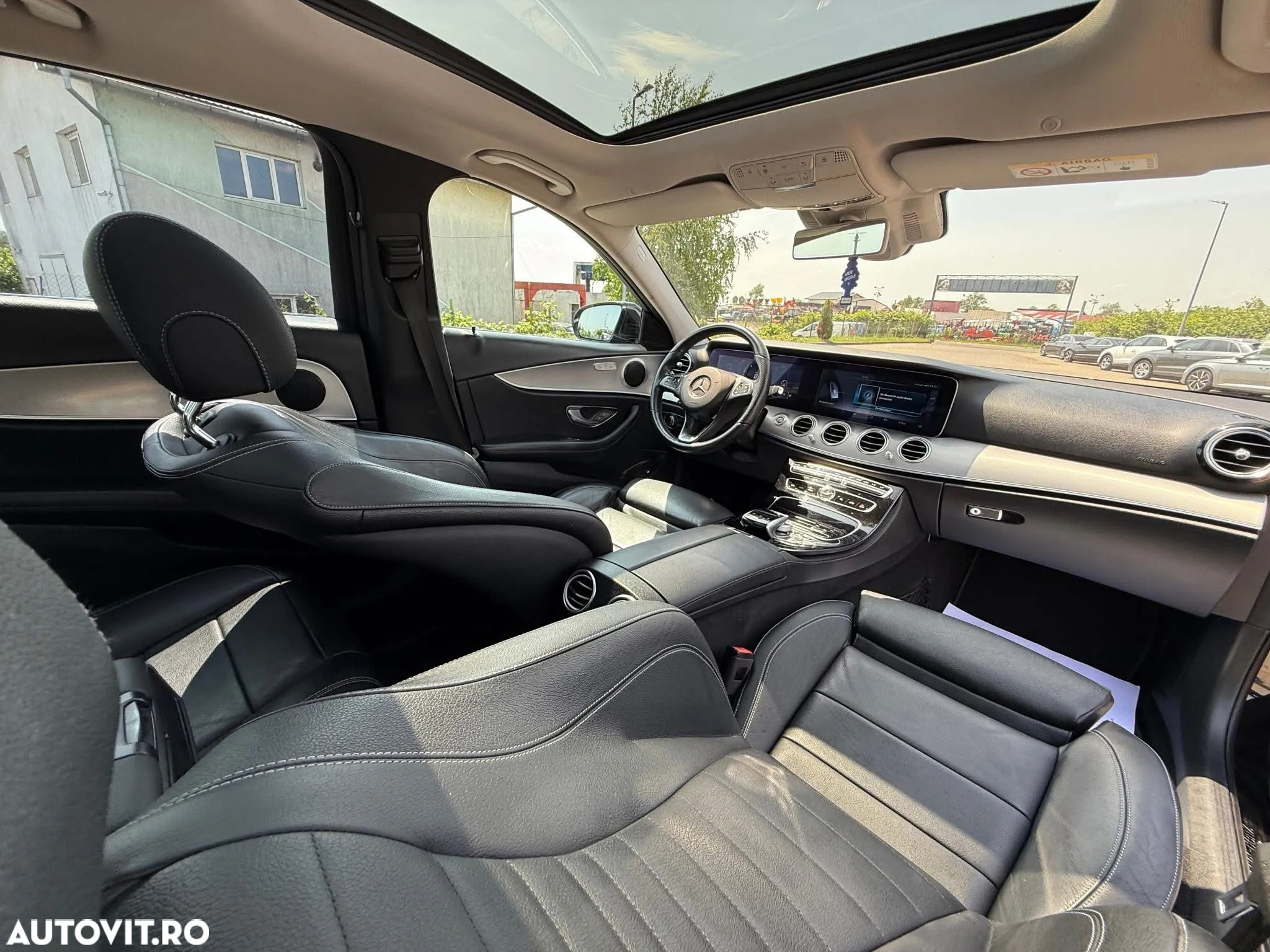 Mercedes-Benz E 220 d 4Matic T 9G-TRONIC Avantgarde - 9