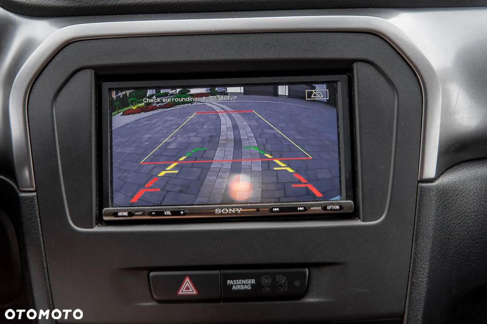 Suzuki Vitara 1.4 Boosterjet Hybrid Comfort+ - 33