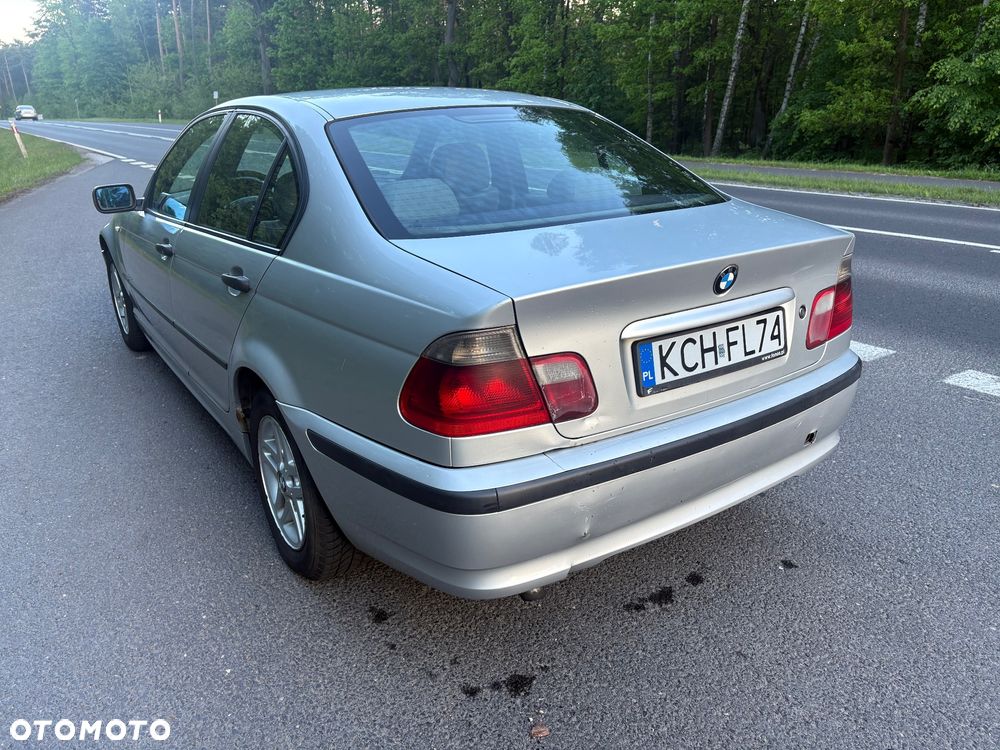 BMW Seria 3 320d - 4