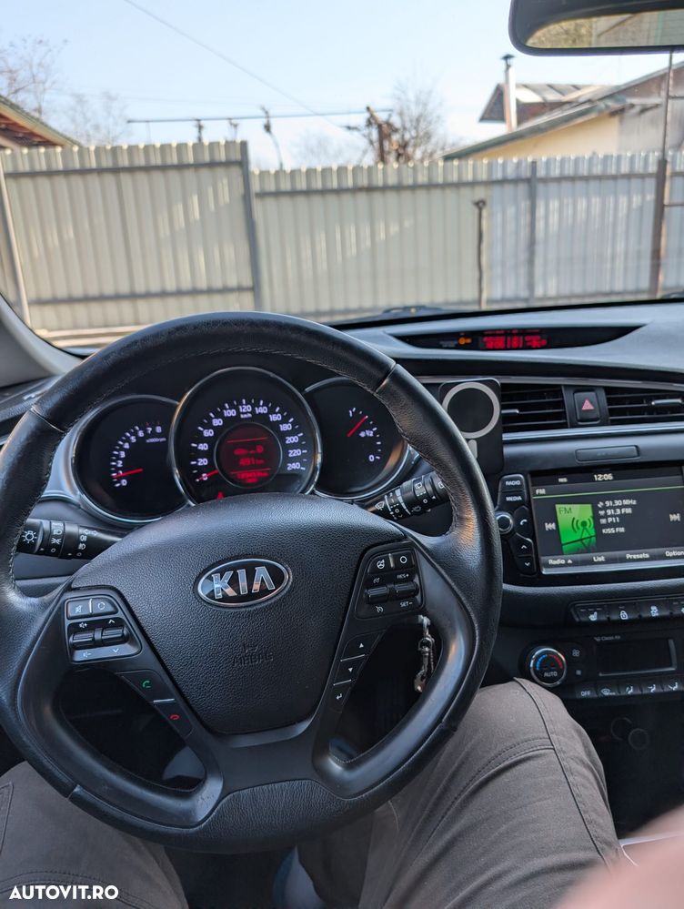 Kia Ceed 1.4 CVVT Dream Team Edition - 26