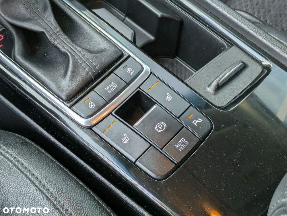 Kia Optima 1.7 CRDI XL DCT - 27