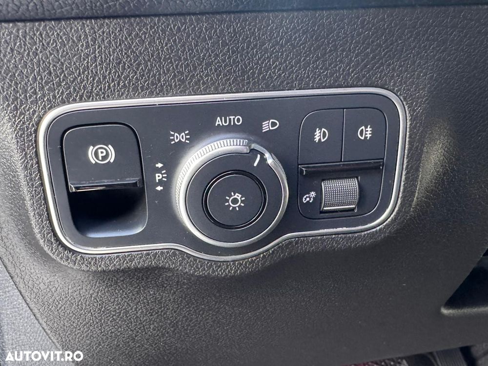 Mercedes-Benz GLB 200 Aut. - 21