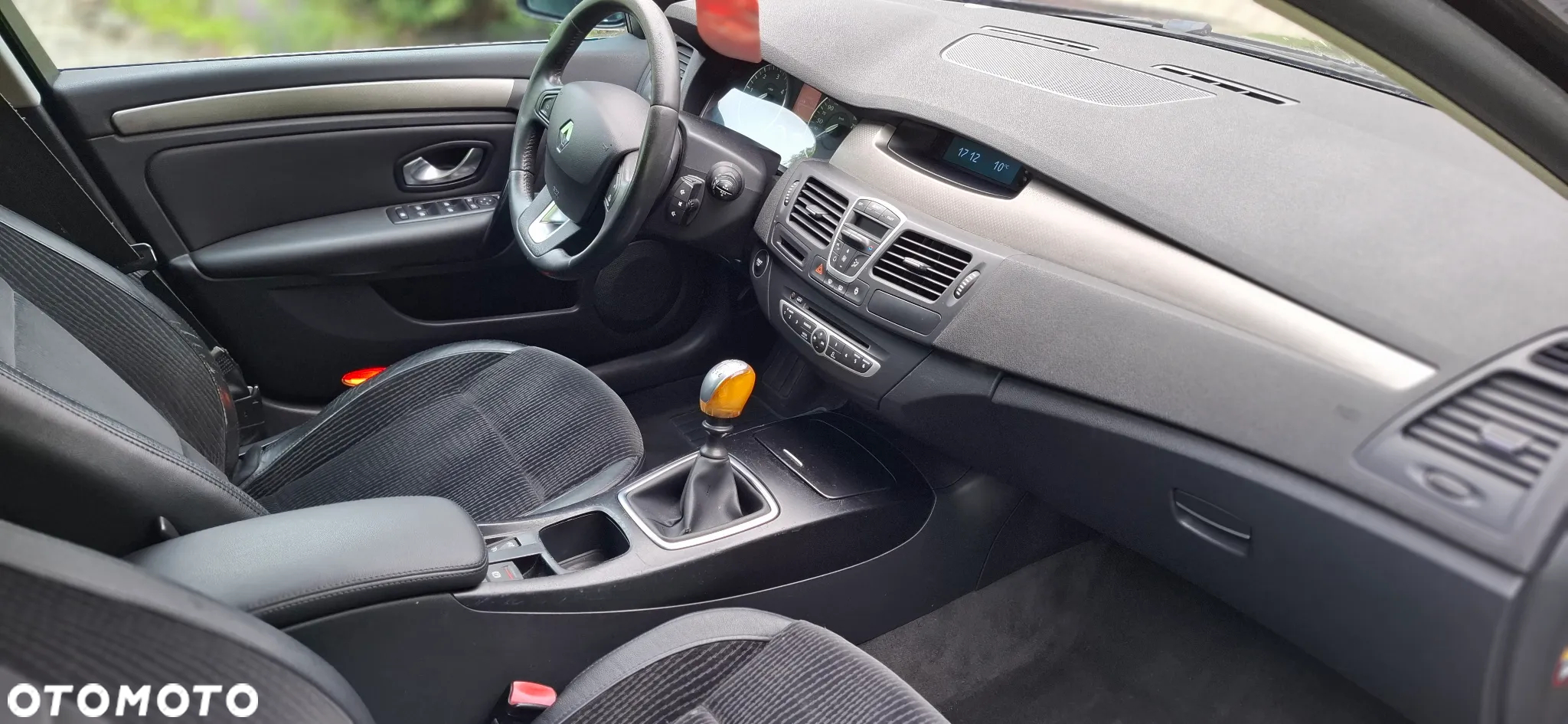Renault Laguna 2.0 dCi Limited - 20