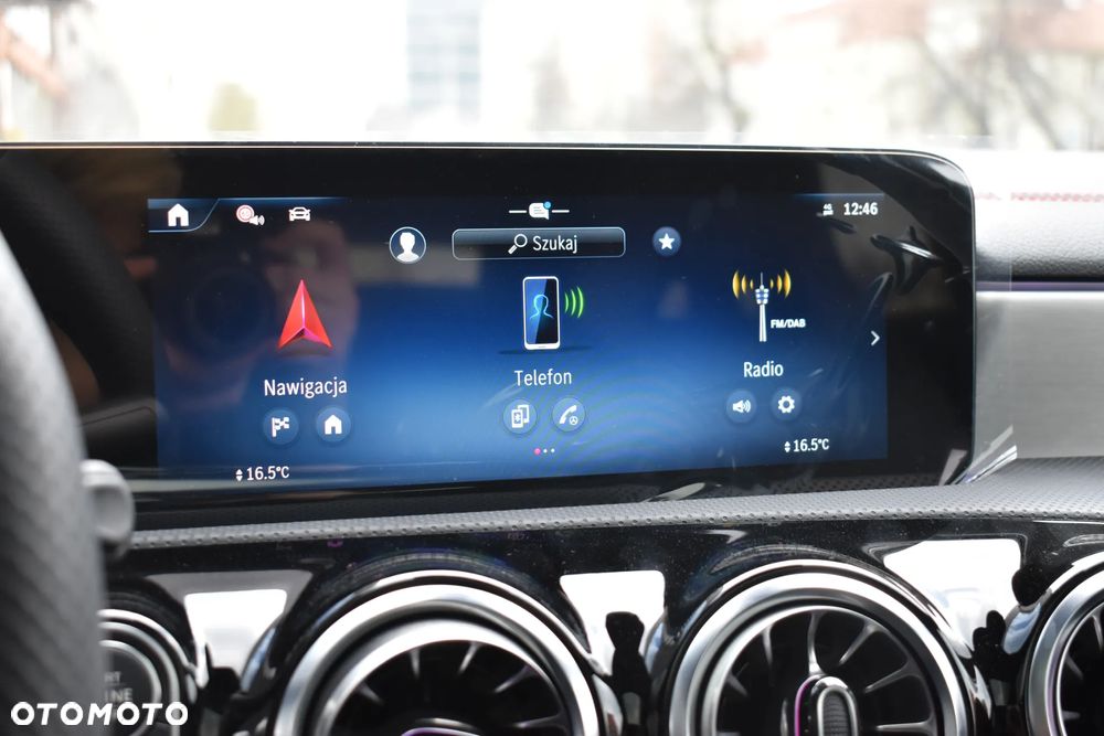 Mercedes-Benz CLA 200 d AMG Line 8G-DCT - 16