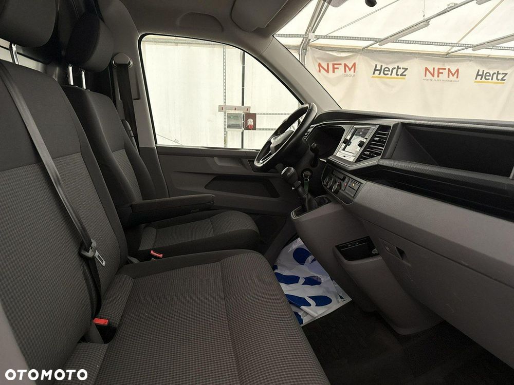 Volkswagen Transporter - 21