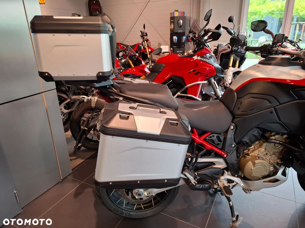 Ducati Multistrada - 24