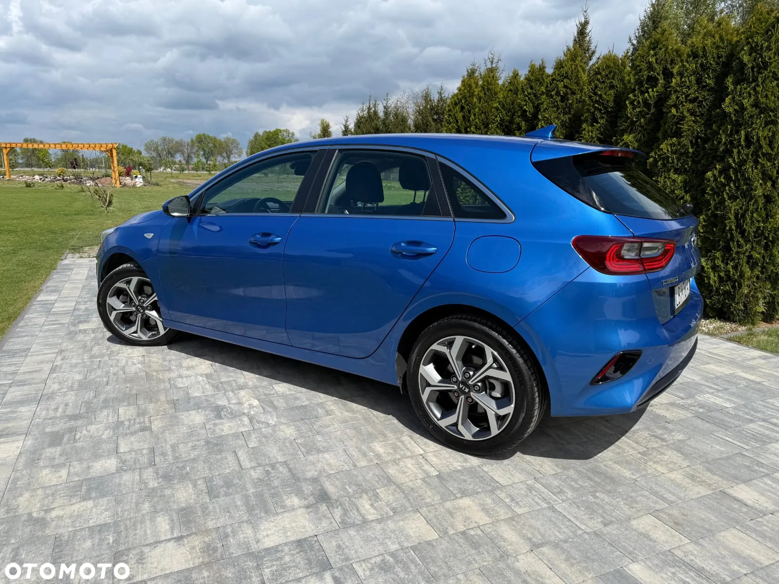 Kia Ceed - 12