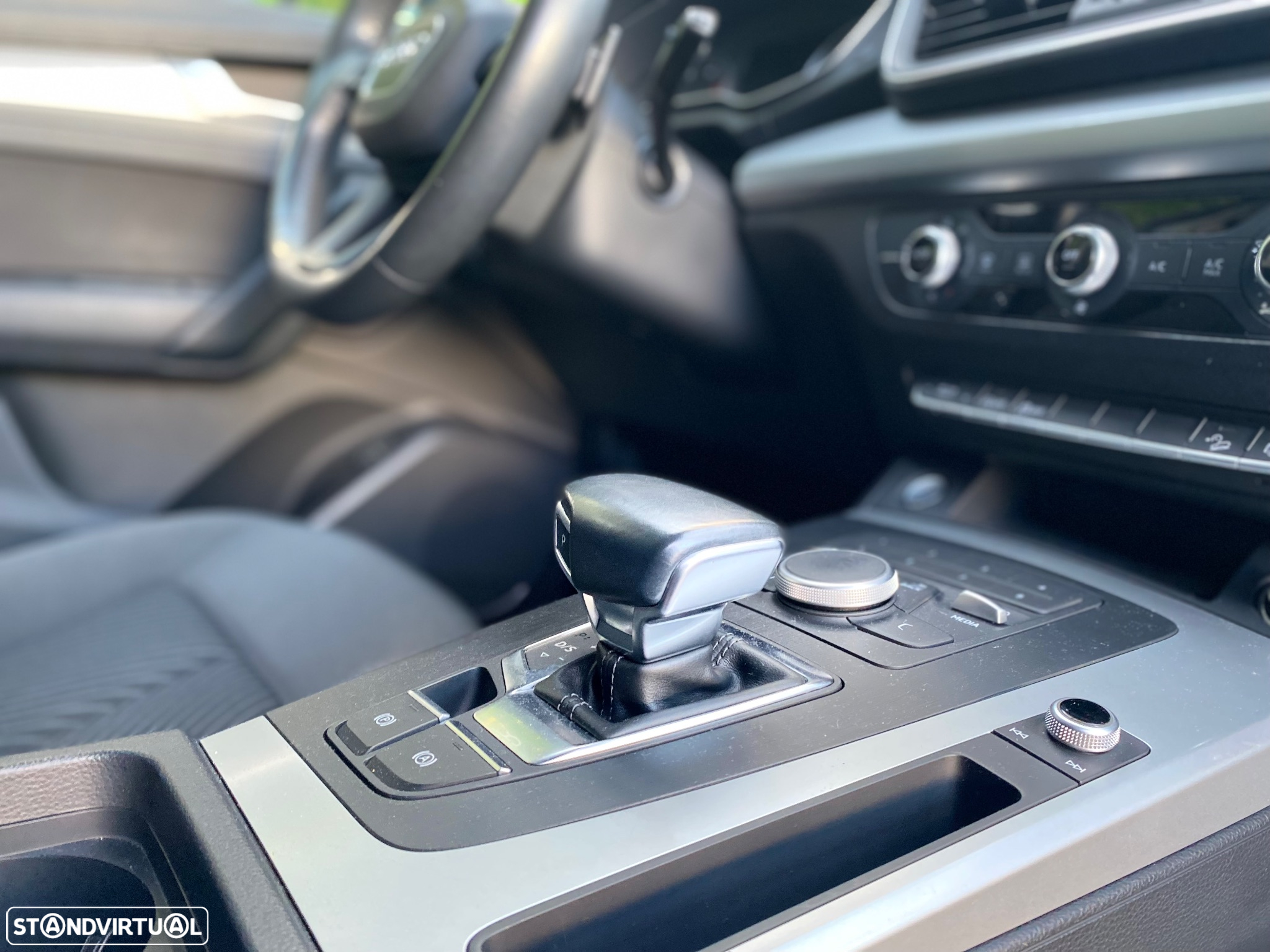 Audi Q5 2.0 TDI quattro S tronic - 39