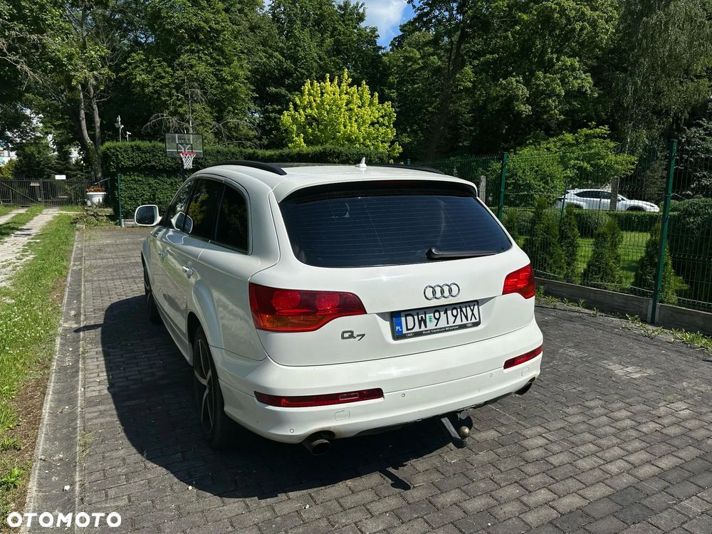 Audi Q7 - 6