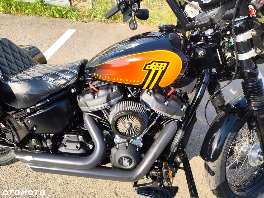 Harley-Davidson Softail Street Bob - 7