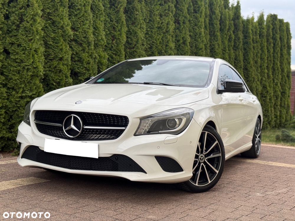 Mercedes-Benz CLA 180 7G-DCT - 1