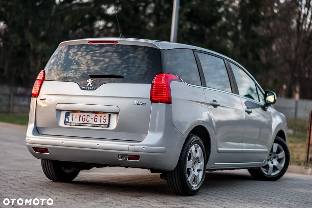 Peugeot 5008 - 2