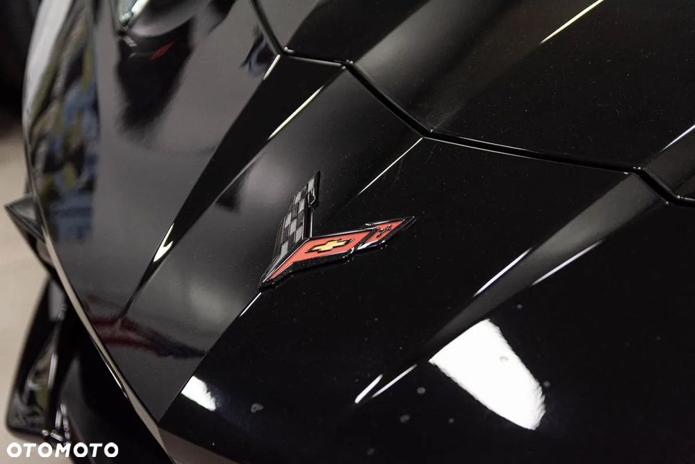 Chevrolet Corvette - 6