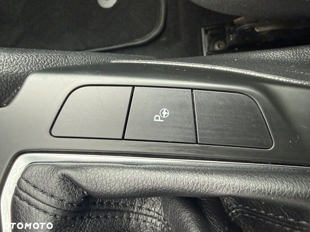 Ford Focus 1.5 EcoBlue Start-Stopp-System TITANIUM STYLE - 30
