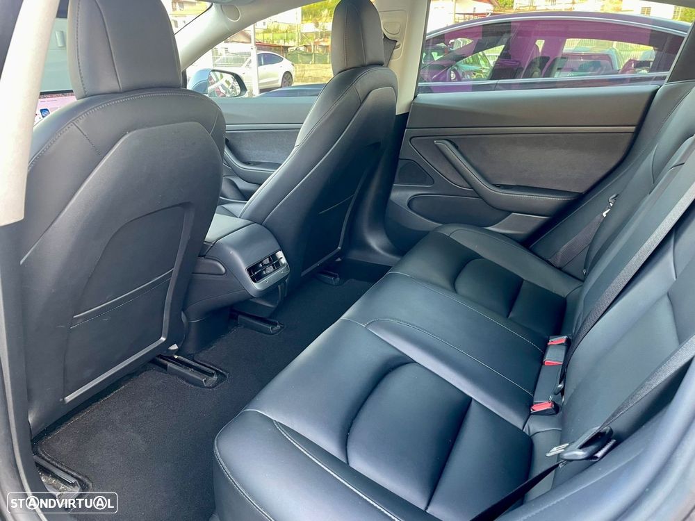 Tesla Model 3 Standard Range Plus RWD - 11