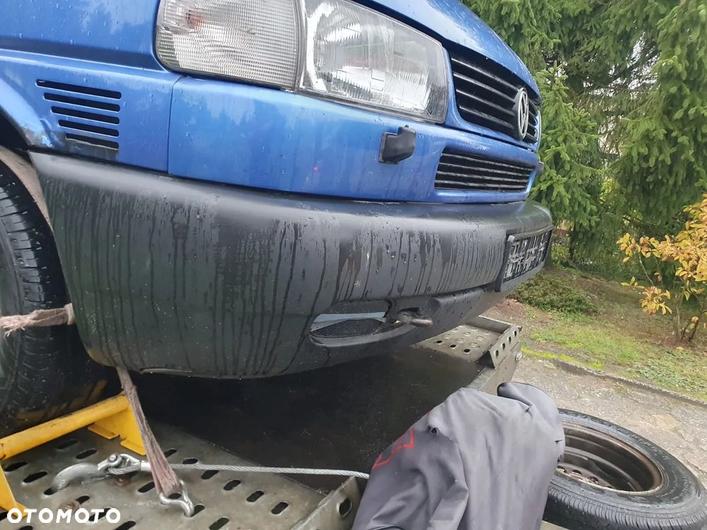 Błotnik lewy prawy Vw transporter T4 Caravelle 2.5 tdi na części - 1