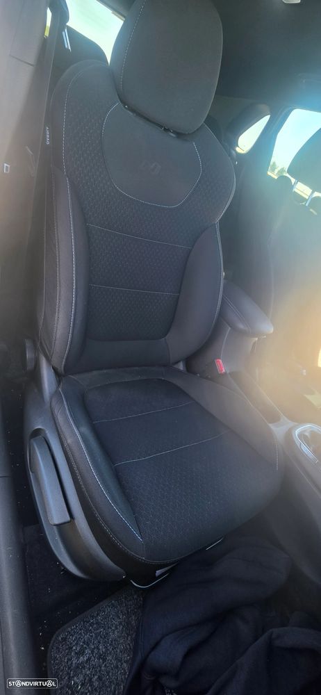 Hyundai i30 N 2.0 T-GDI Performance - 14