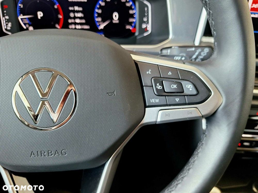 Volkswagen T-Roc - 15