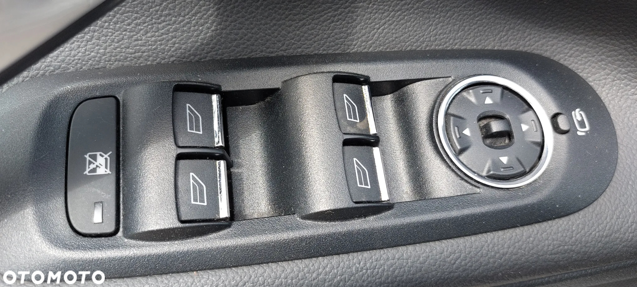 Ford Mondeo 2.5 Titanium - 15