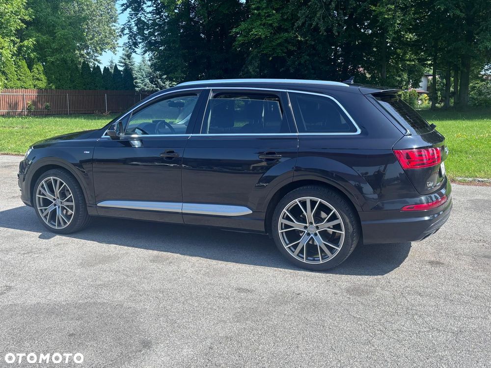 Audi Q7 - 3