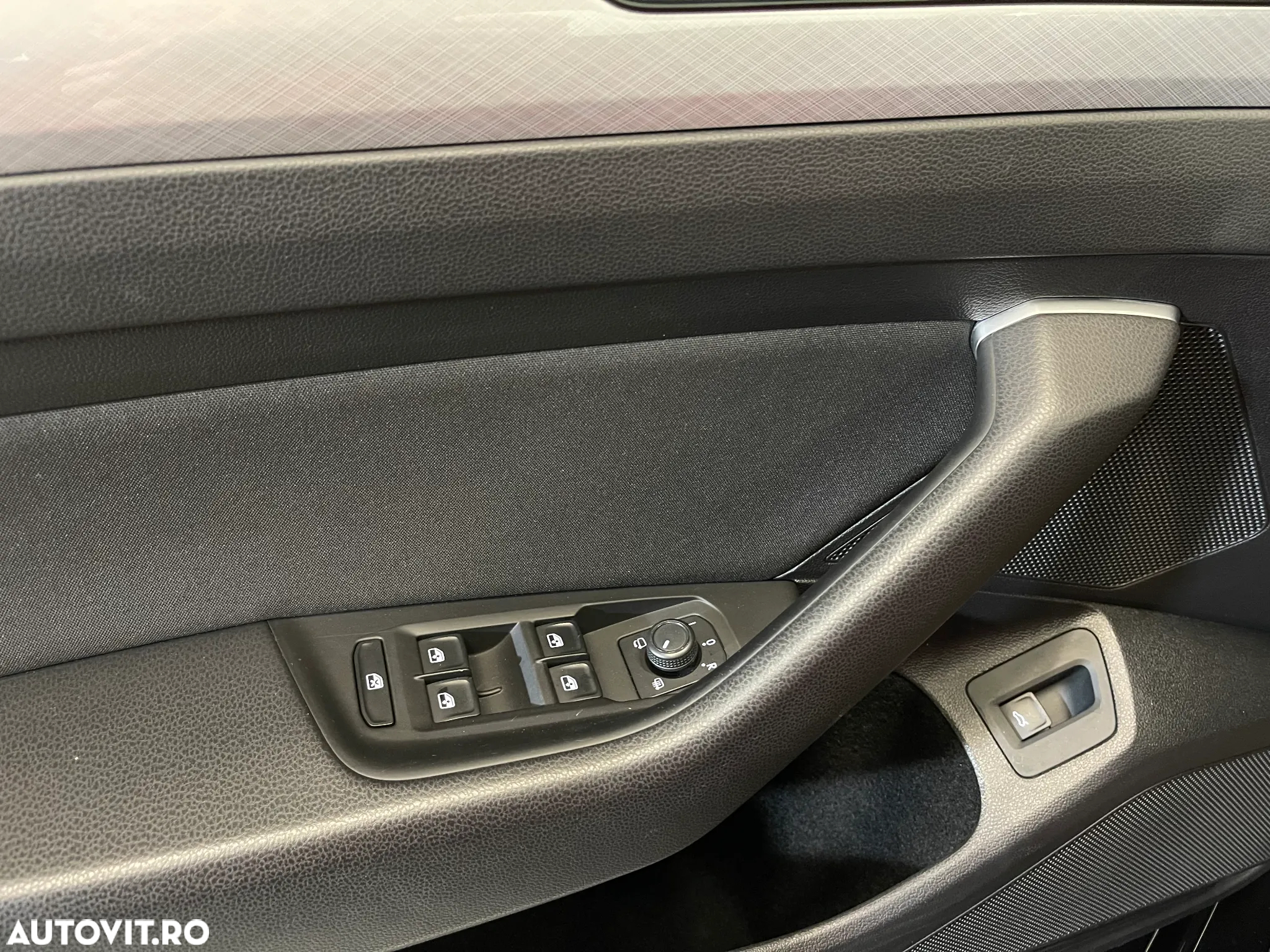 Volkswagen Passat 2.0 TDI Comfortline - 22