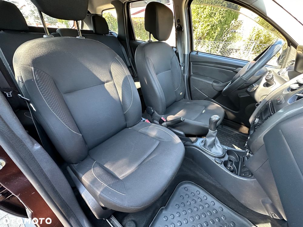 Dacia Duster 1.6 SCe Ambiance S&S - 11